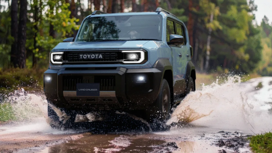 Toyota Land Cruiser FJ and Fortuner Share Same Base